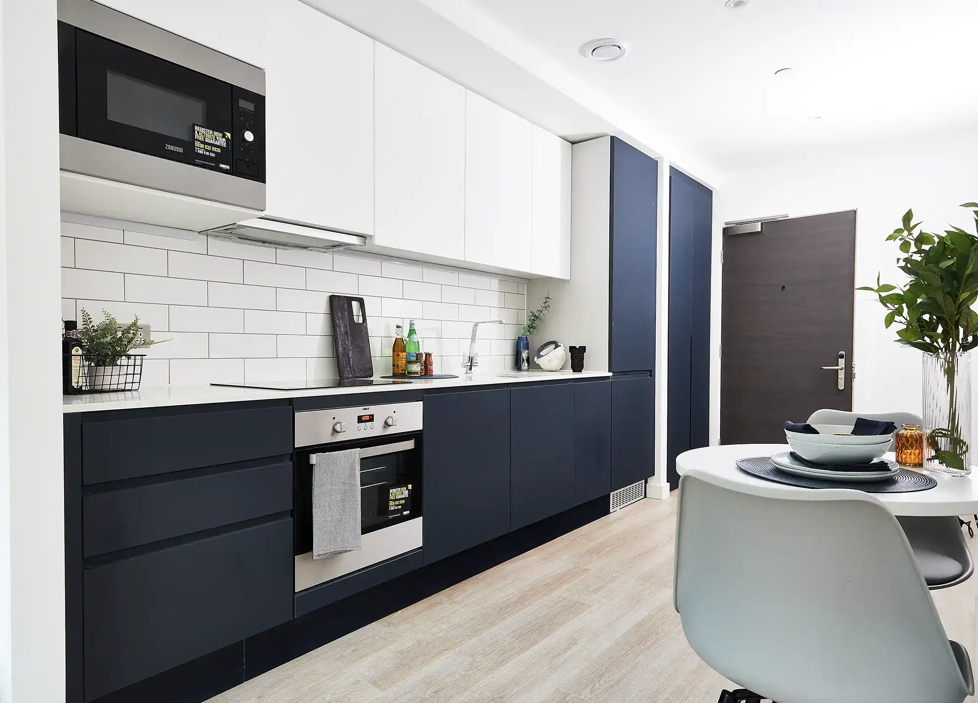 Vita Living Cirlce Square Apartment Kiitchen Table