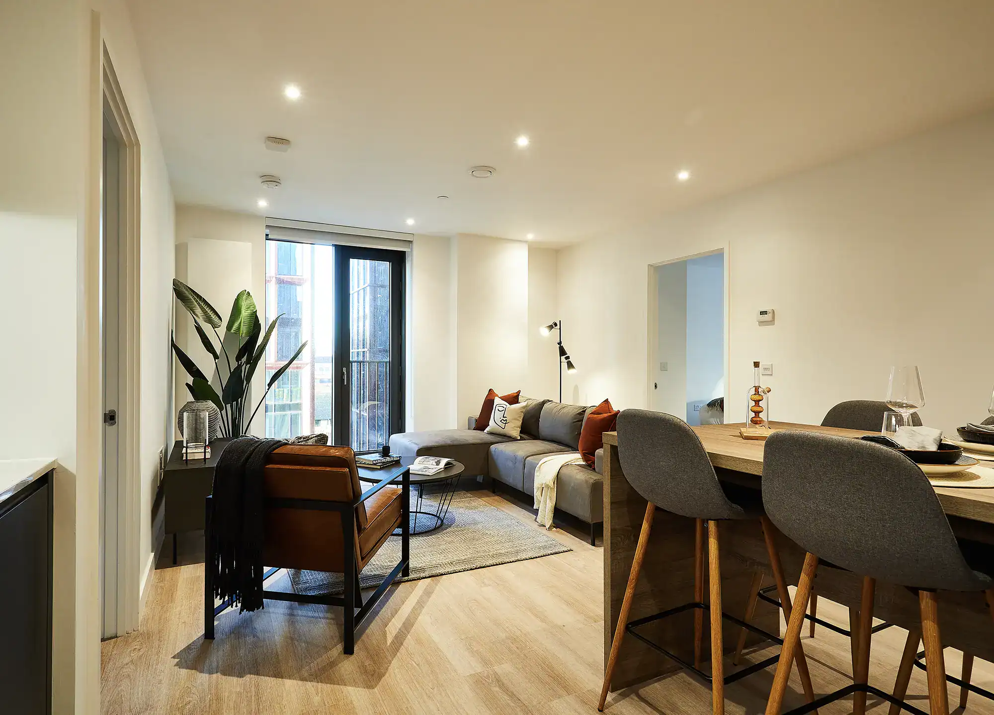 Vita Living Cirlce Square Apartment6