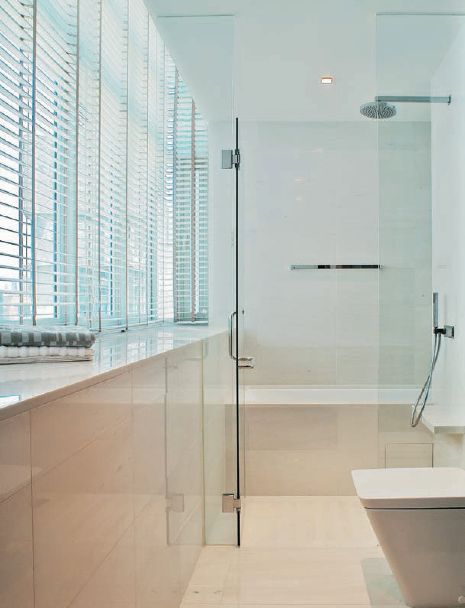 Residences At Emerald Hill 17