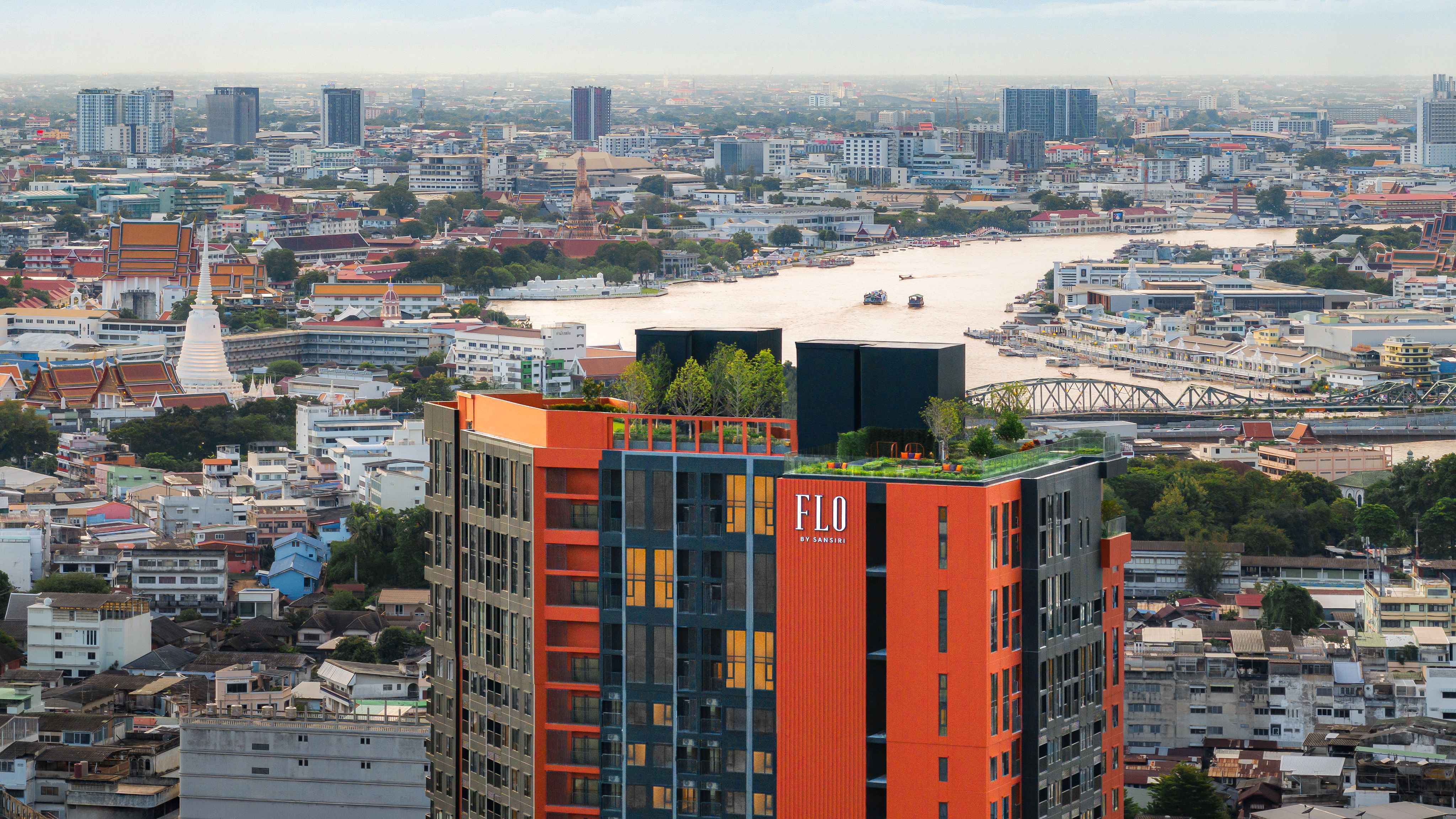 FLO by Sansiri – Surrounding